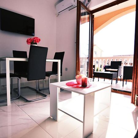 Apartments Samac Sibenik Exterior photo